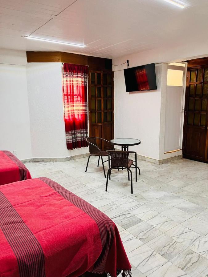 Habitaciones Leonor Oaxaca ภายนอก รูปภาพ
